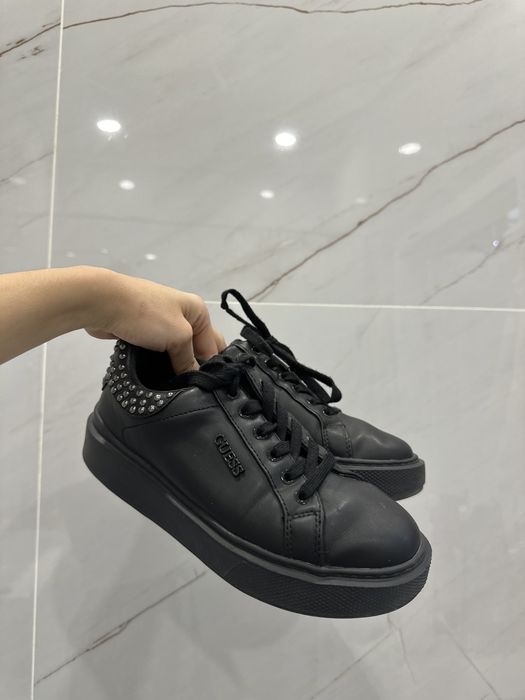 Женские кеды Guess