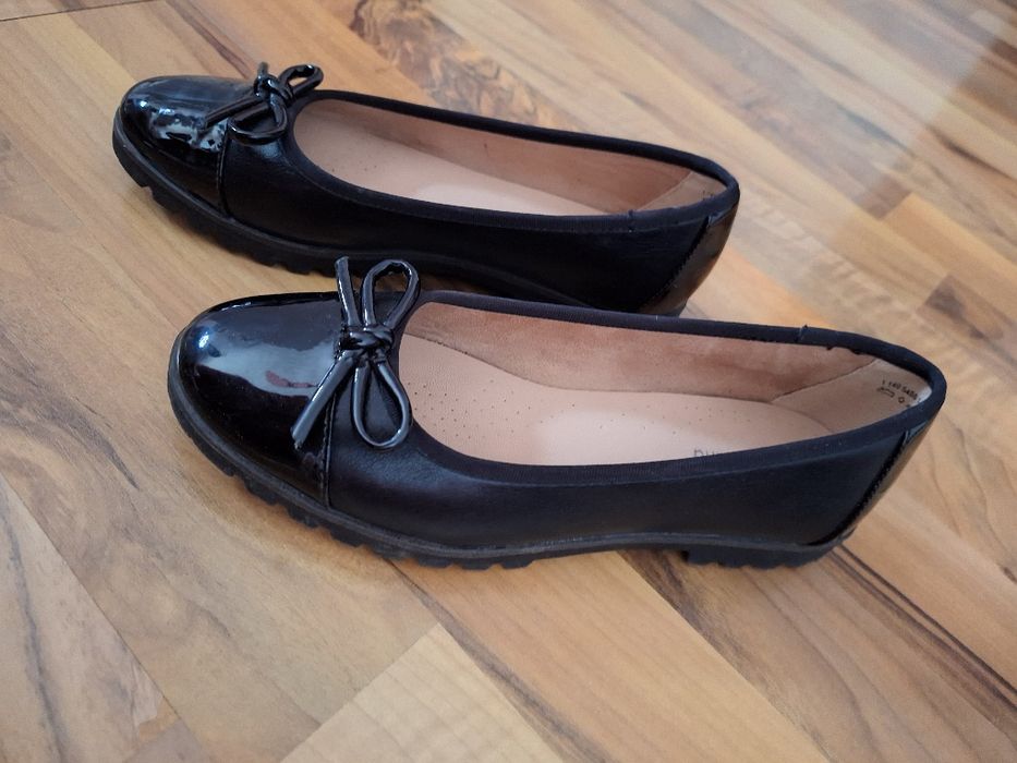 Обувки от Дайхман