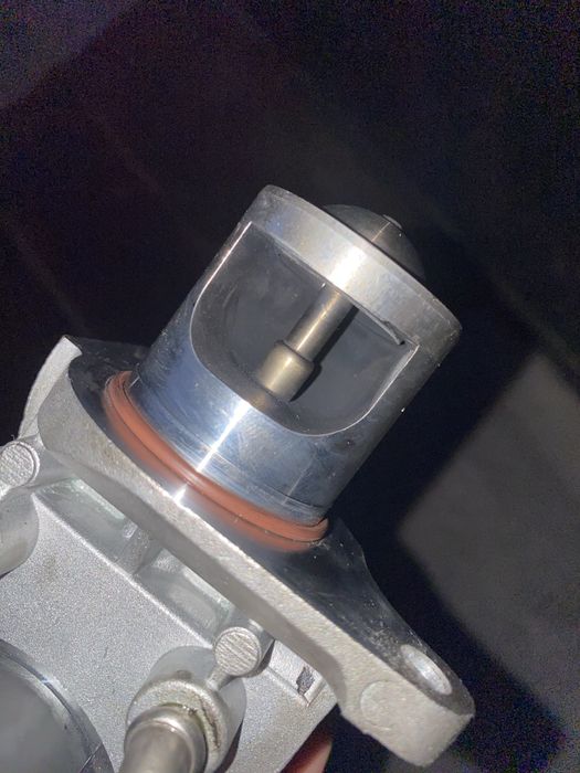 EGR  клапан за БМВ 318 дизел 143 конски