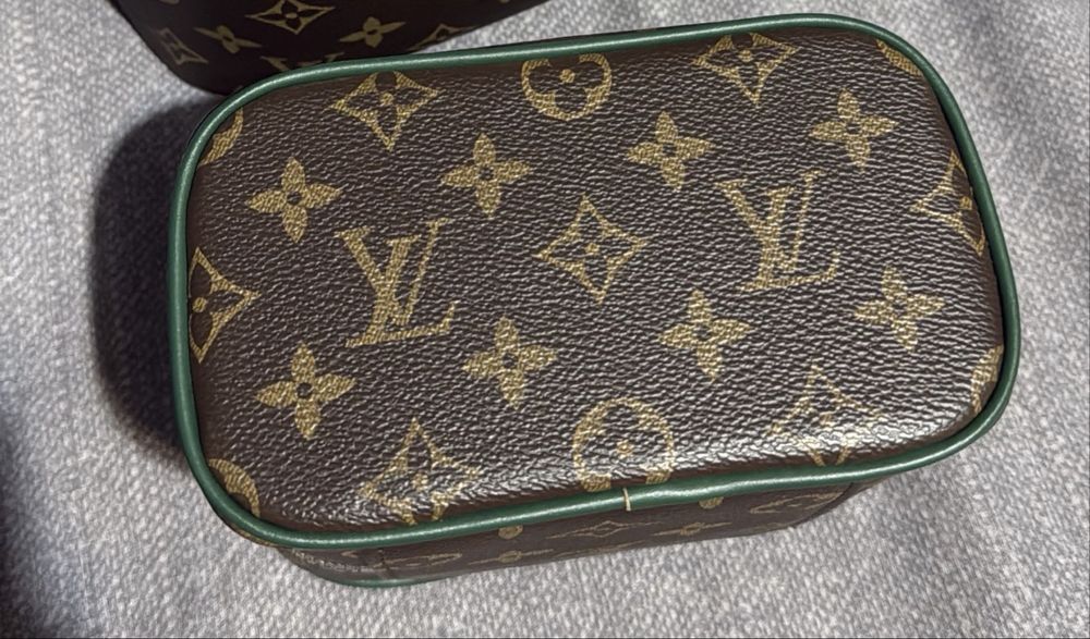Косметички Louis Vuitton Nice Mini