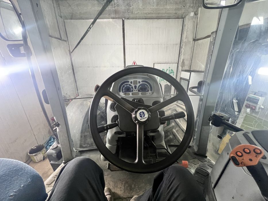 Tractor New holland T7060