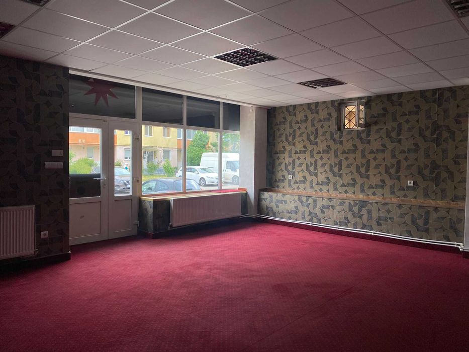 De vanzare Spatiu comercial Sacele 70mp - Eletrcoprecizia
