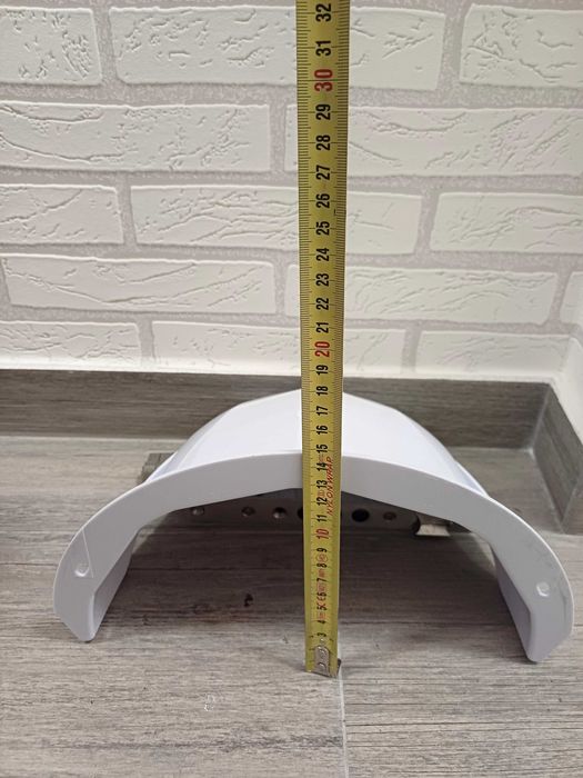 Козирка за камера