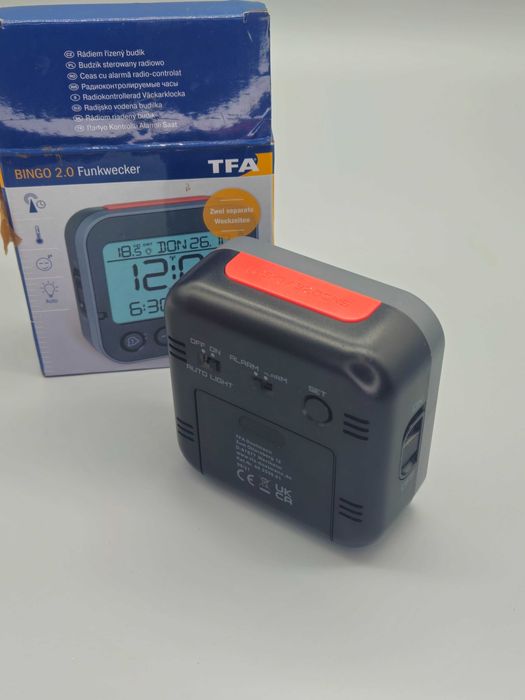 Радиоуправляем дигитален будилник BINGO 2.0 с температура и 2 аларми