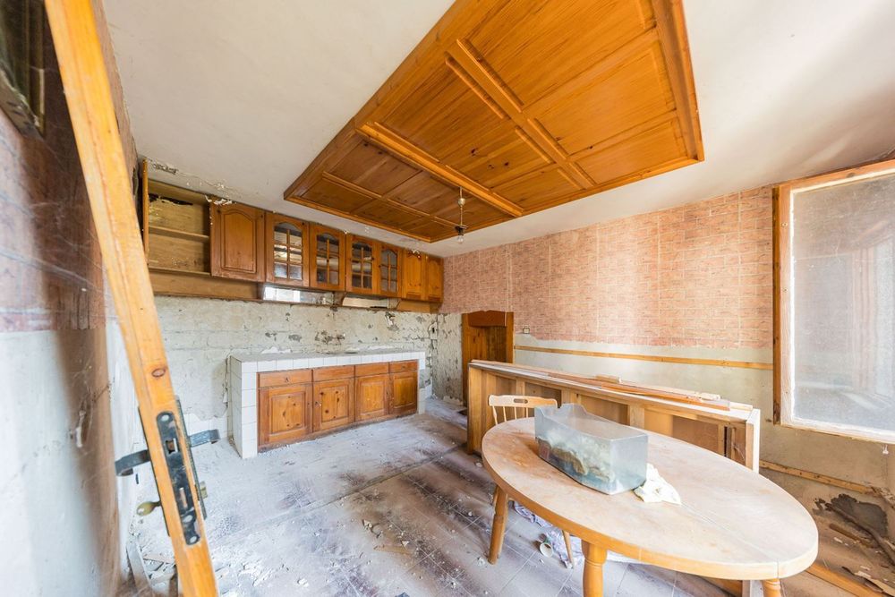 Къща в Плевен, област-с.Коиловци площ 280 цена 120000