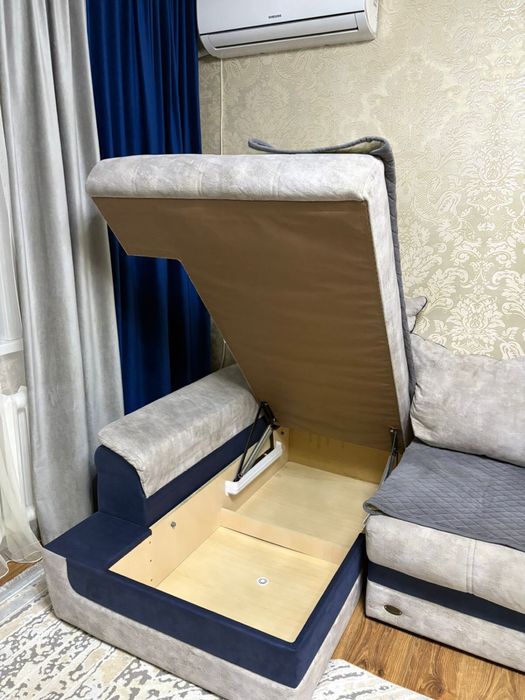 Диван  для зала