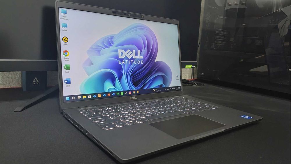 Ноутбук DELL Core i7