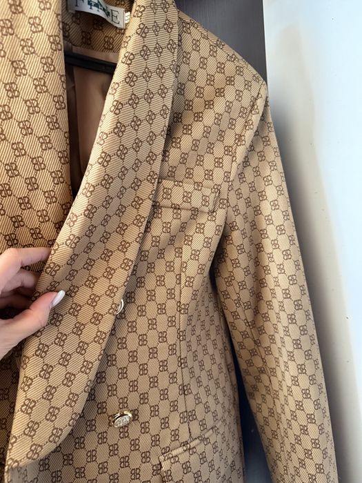 Пиджак  коричневый Gucci 44 размер
