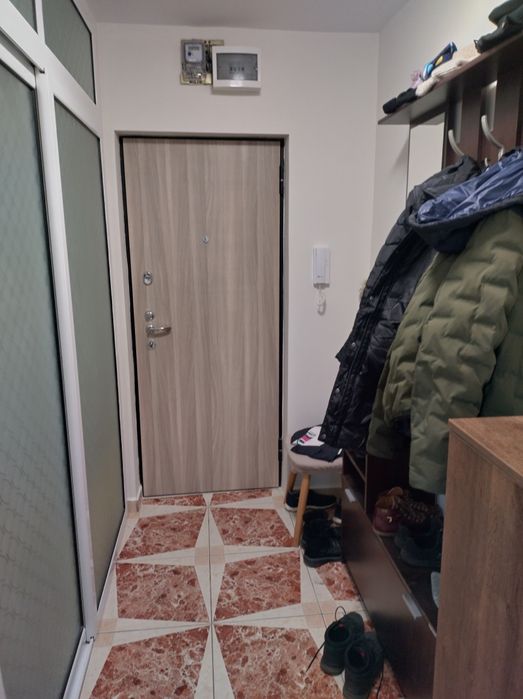 Vând apartament Hipodrom