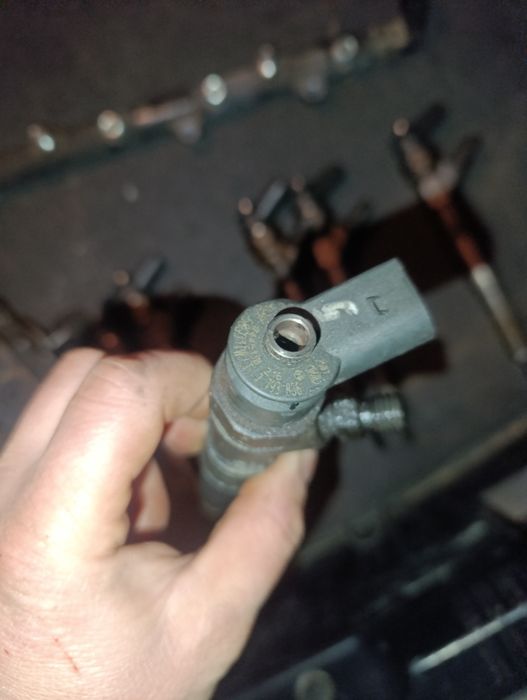 Injector injectoare 530d 218 cai pompa R90