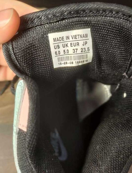 Easter-Friendly Pastels Grace This Air Jordan 1 High Zoom CMFT-37 ном.