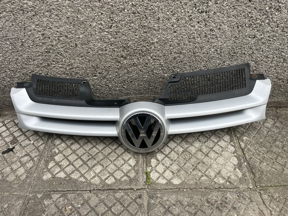 Решетка голф 5 оргинален