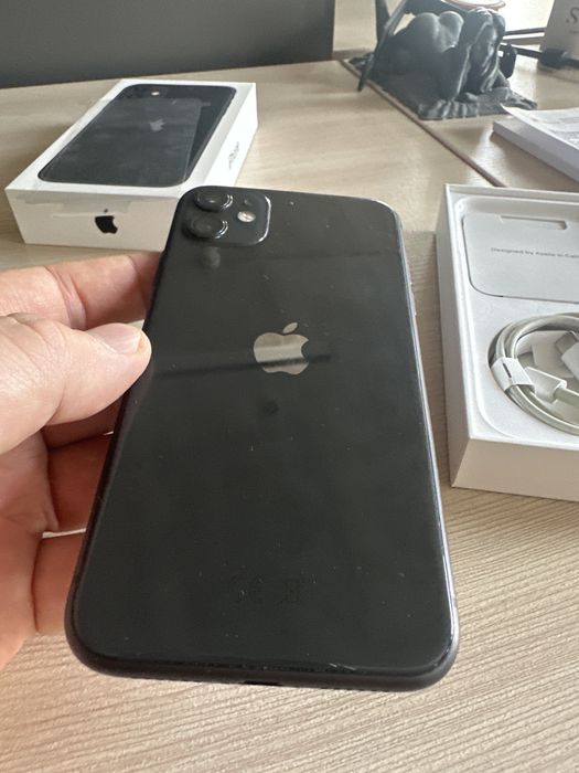 Продам iPhone 11 128 Gb