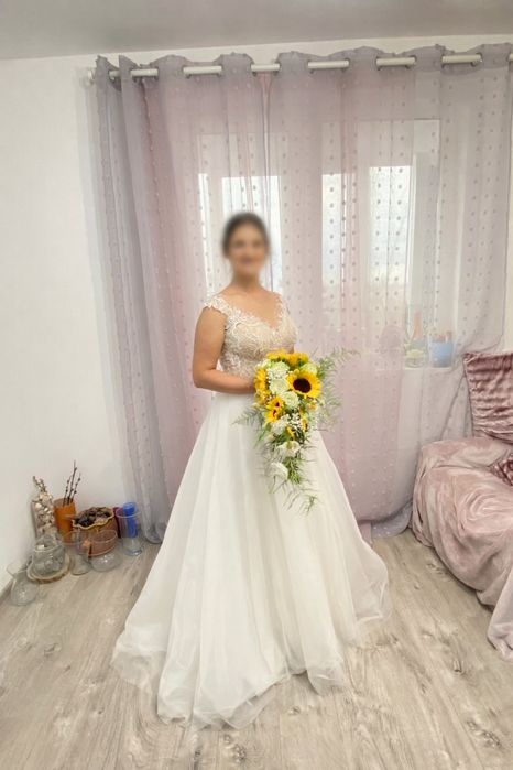 Rochie mireasa.
