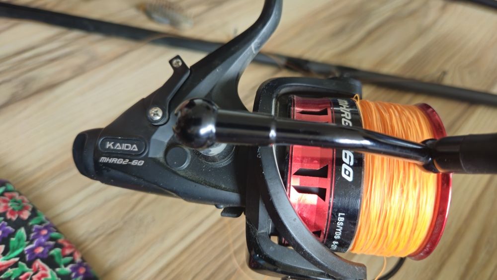 Продается комплект из 4 карповиков с катушками и леской