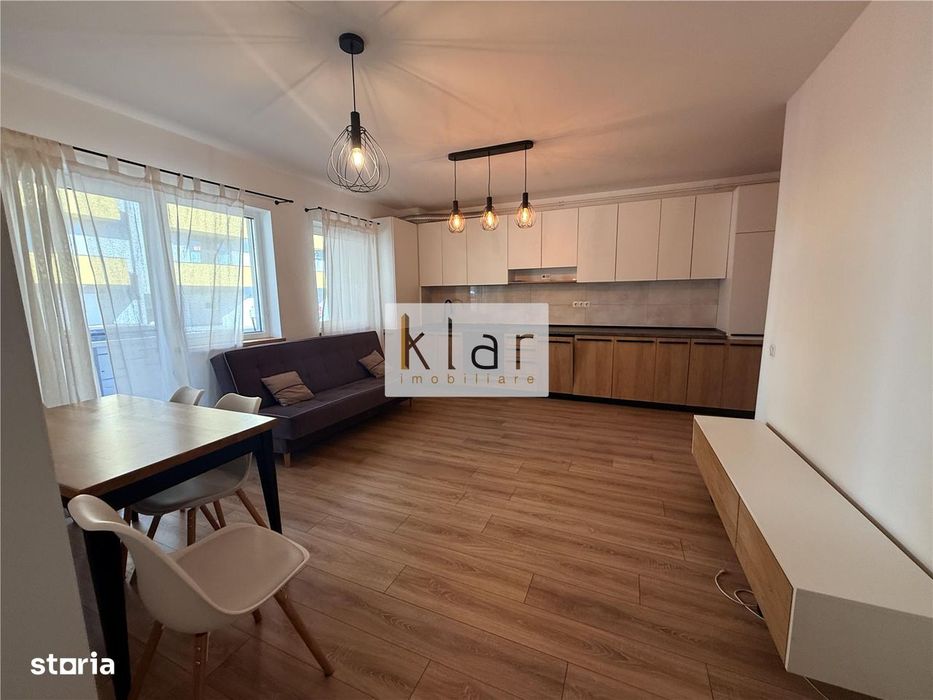 Apartament 2 camere zona Regal cu terasa mare