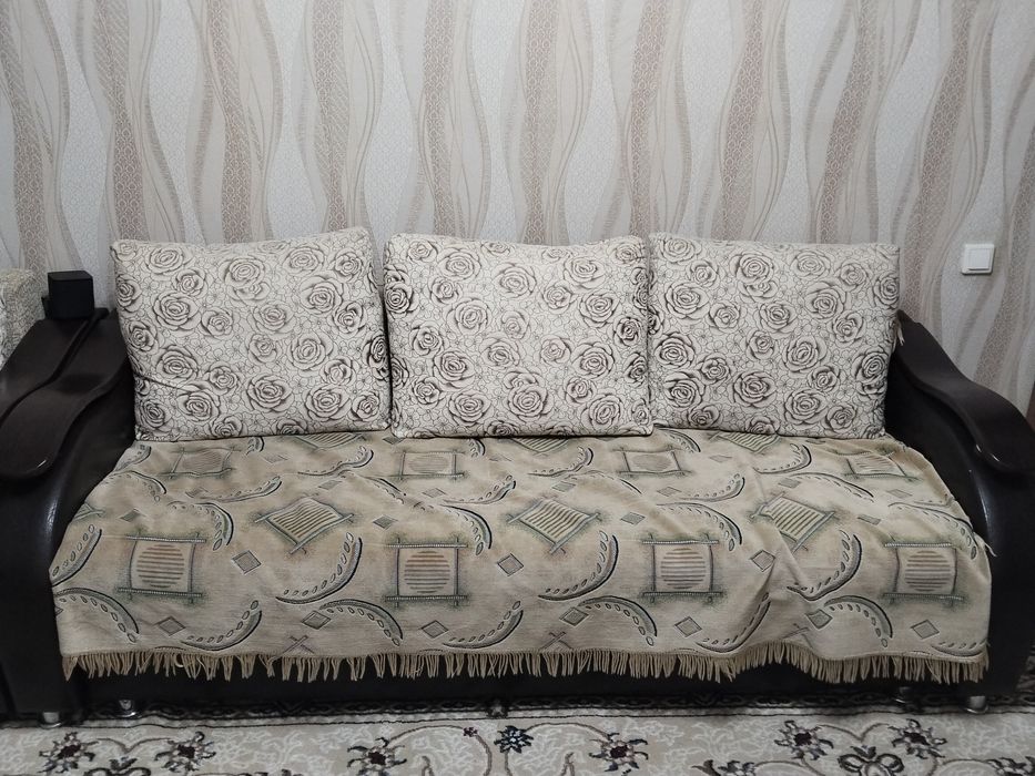 Продам мягкий уголок