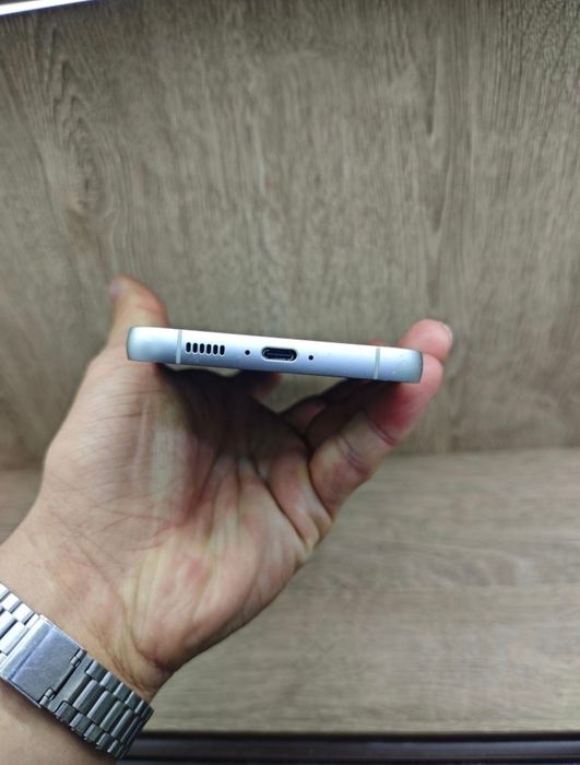 Samsung galaxy s23fe