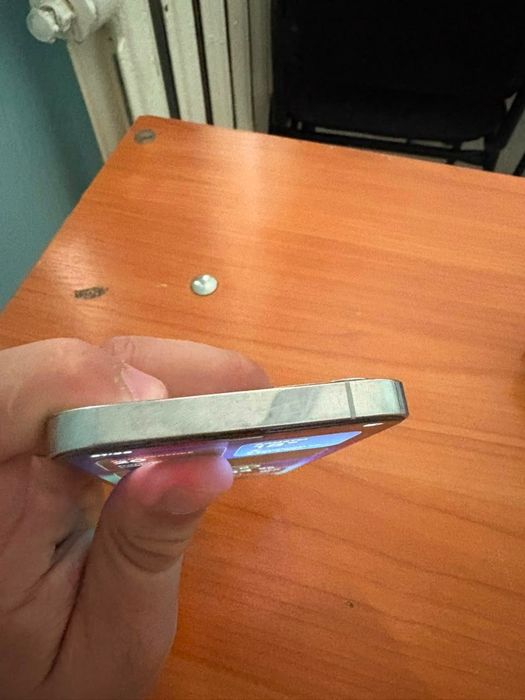 Продам iPhone 12 Pro айфон 12 про
