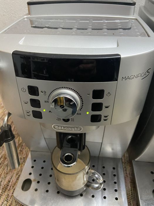 Delonghi magnifica S