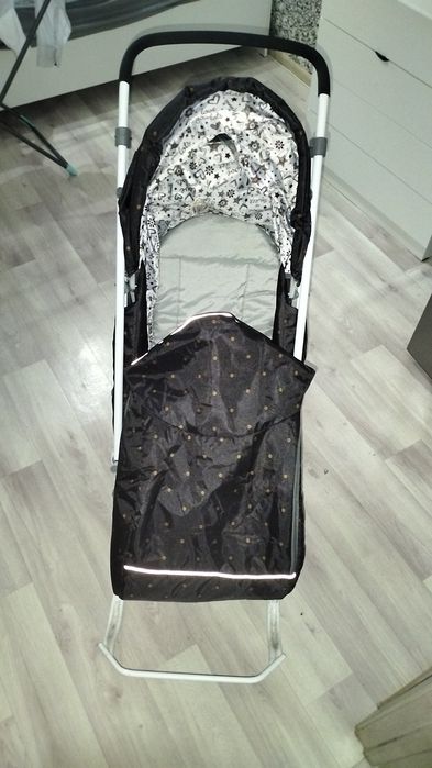 Продам Санки- коляску