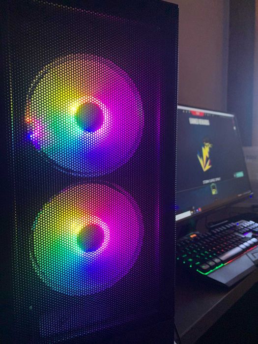 Геймърски компютър  пълен комплект