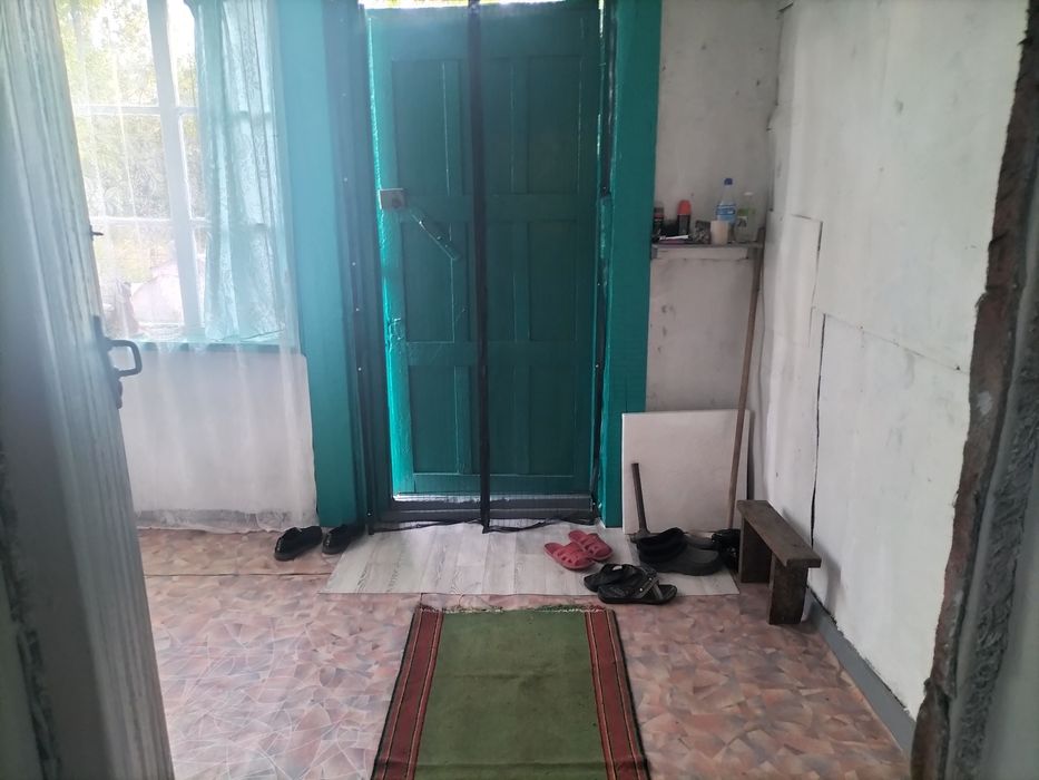 Продам часть дома в центре п.Восточного!