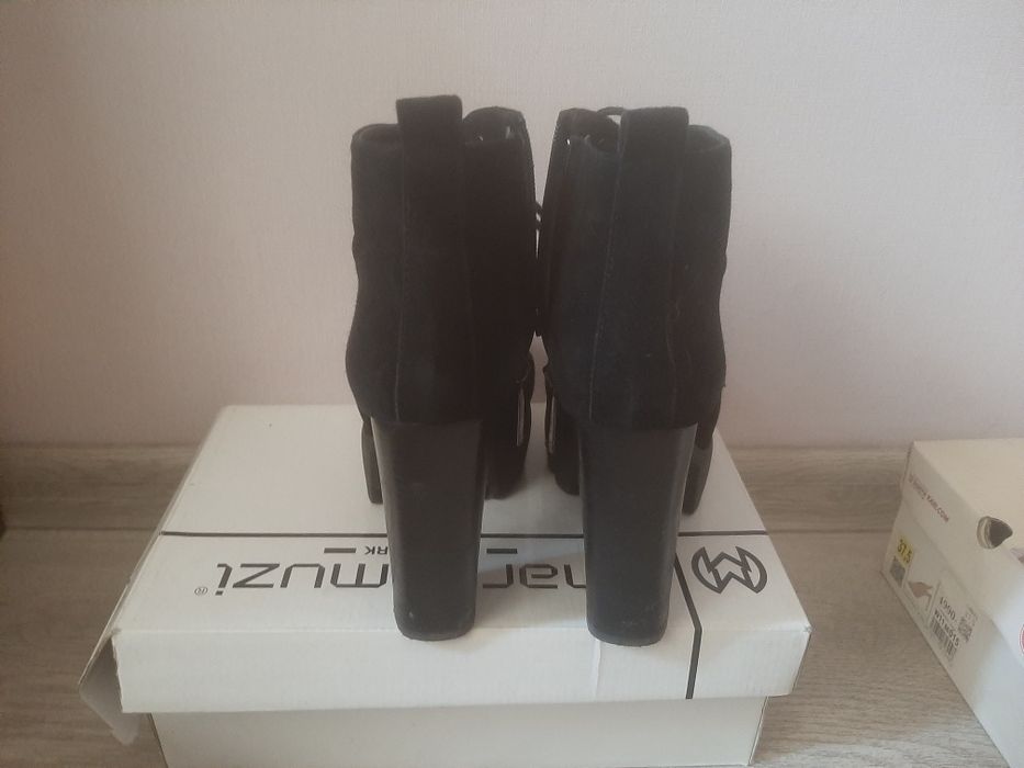 Продам туфли осенние.