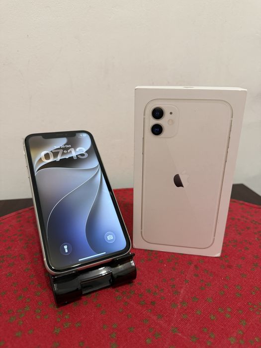 iPhone 11 white impecabil