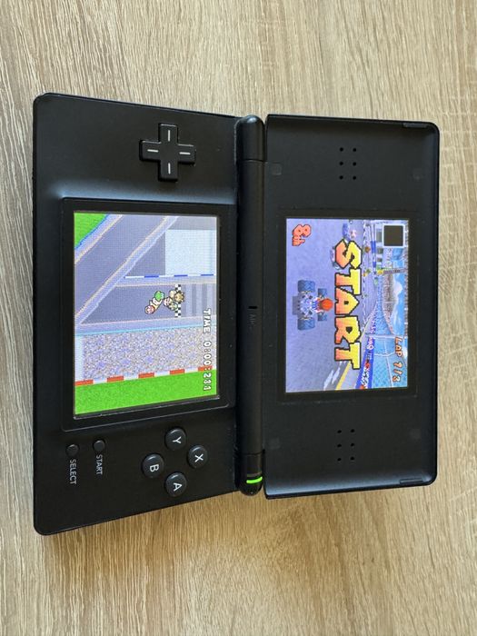 Nintendo DS lite