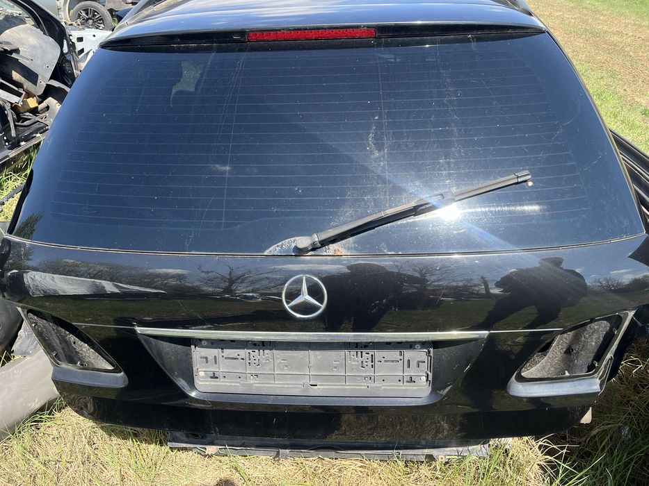 Заден капак Mercedes W211