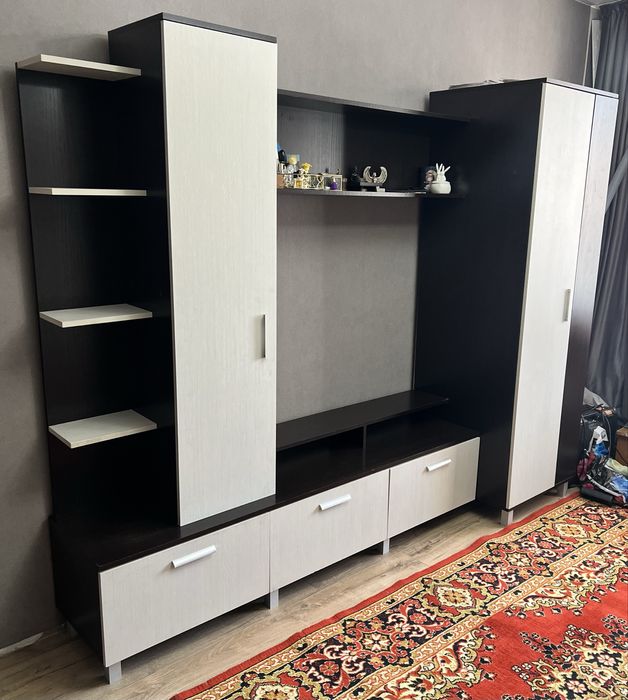 Стенка в зал, 2,4 метра