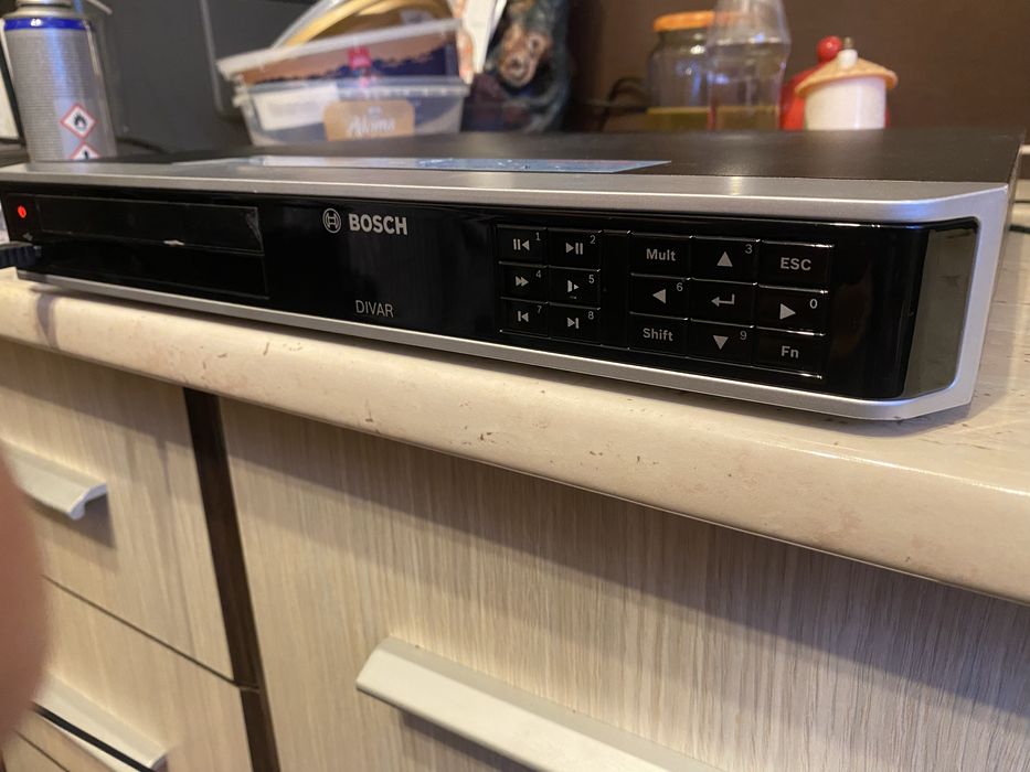 DVR NVR Bosch DIVAR Hybrid 3000 32 camere 16AN/16IP 12 Mp ip HDD 2Tb