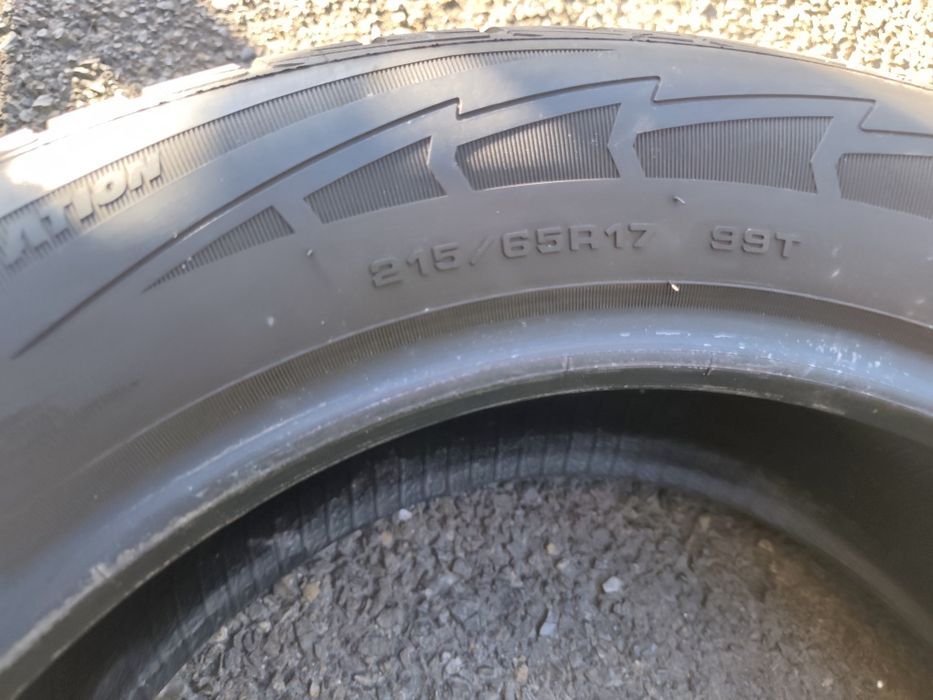 215/65/17" 4бр Good year ultra grip ice suv, dot1020,7mm