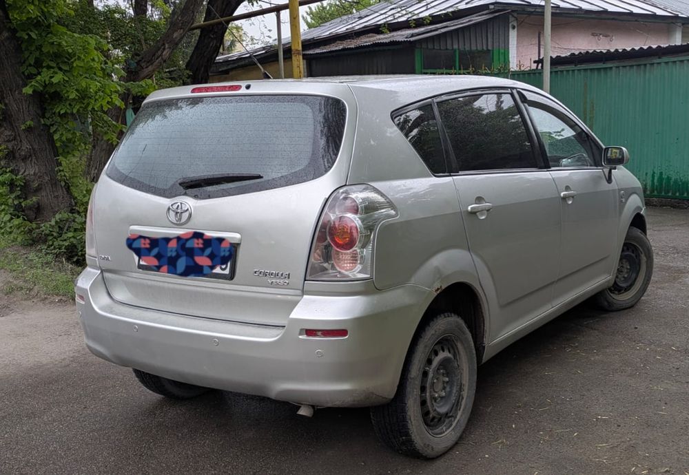 Продам Toyota Corolla Verso
