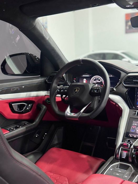 Lamborghini Urus (Mansory)