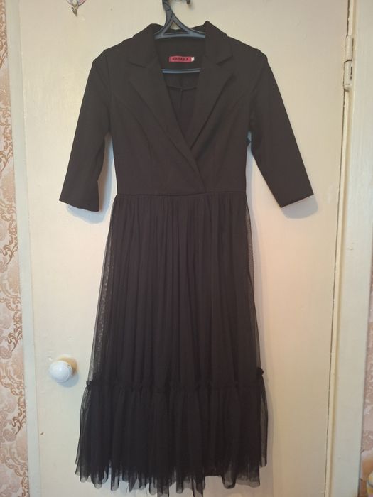 продам новые платье 42-46-48 размер