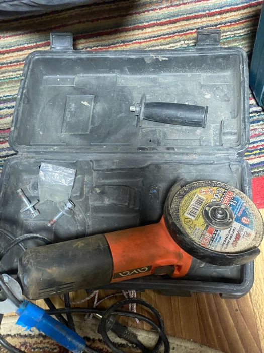 Продам электроинструмент