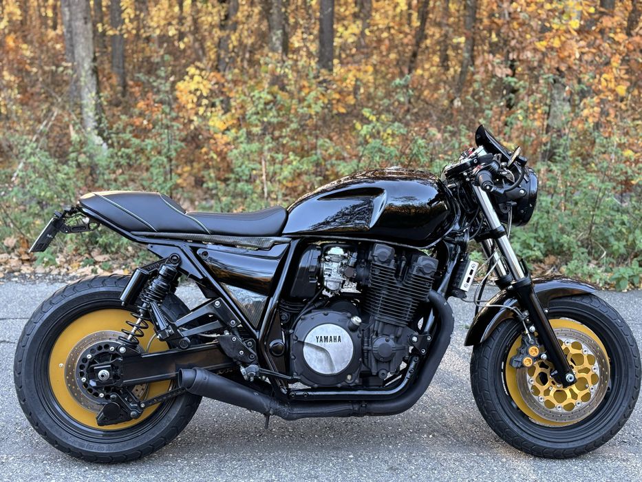 Cafe racer Yamaha xjr1200