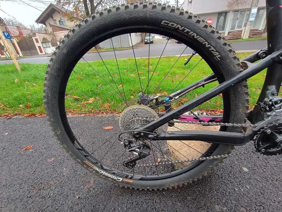 Vand bicicleta Specialized full suspension