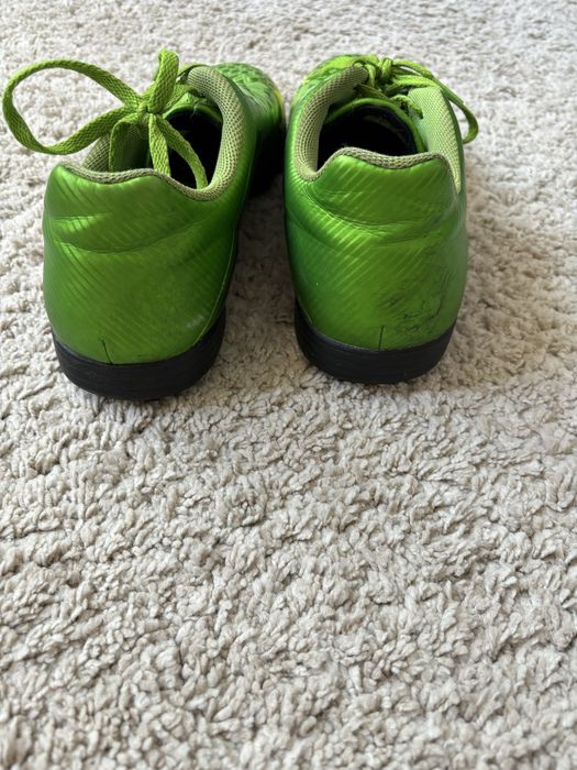 Бутонки Adidas