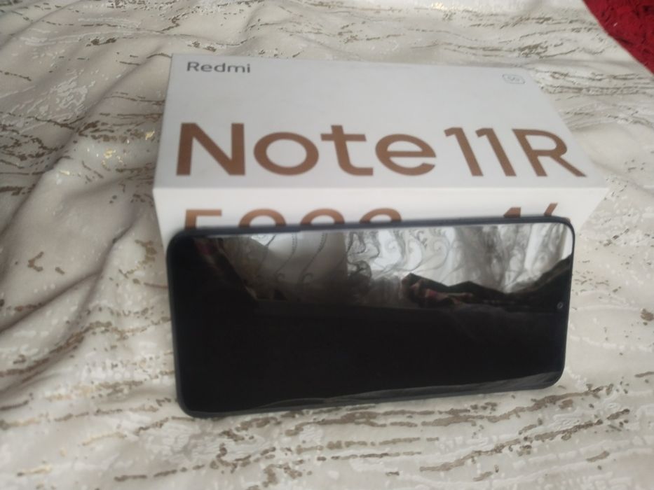 Redmi Note 11R ajoyib telefon avaylab ishlatilgan