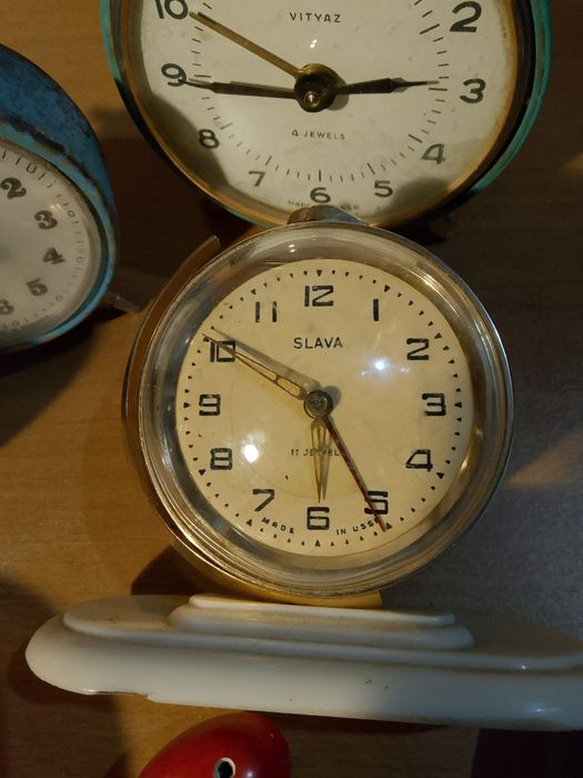 Ceasuri de masa vintage