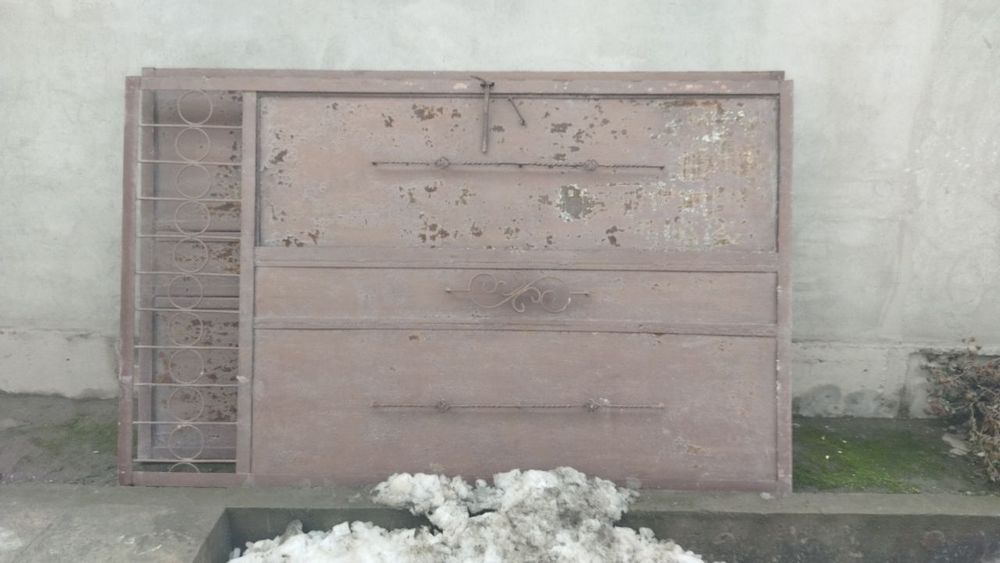 Temir darvoza sotiladi