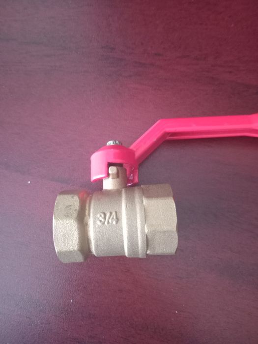 Продам новый кран на 20