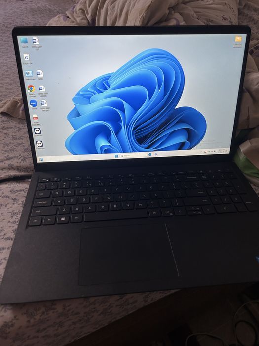 Laptop Dell in stare perfecta