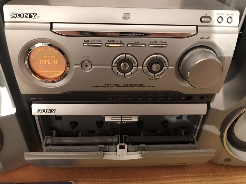 Музыкальный центр SONY