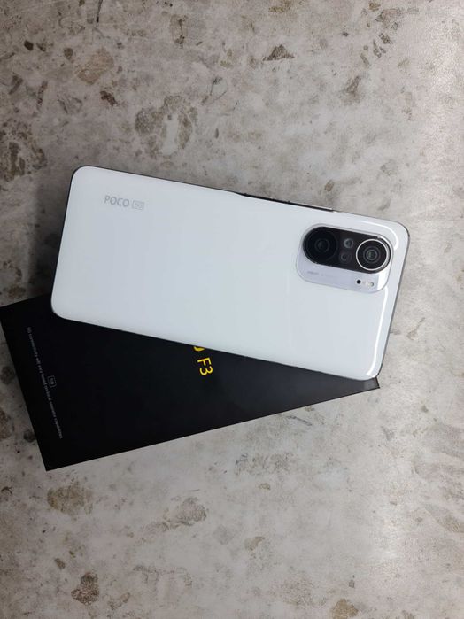 Продам телефон POCO F3