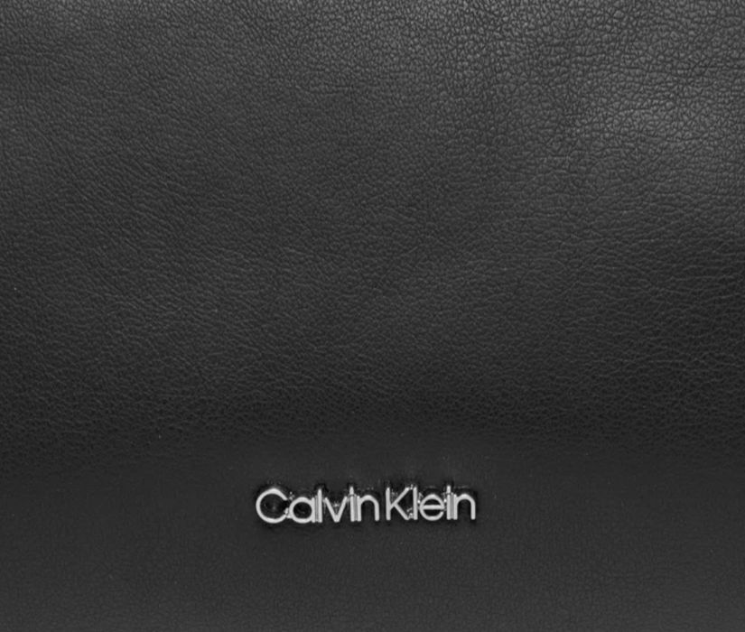 Дамски чанти Calvin Klein