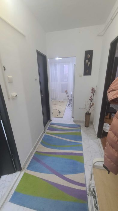 Inchiriez apartament 1 camera